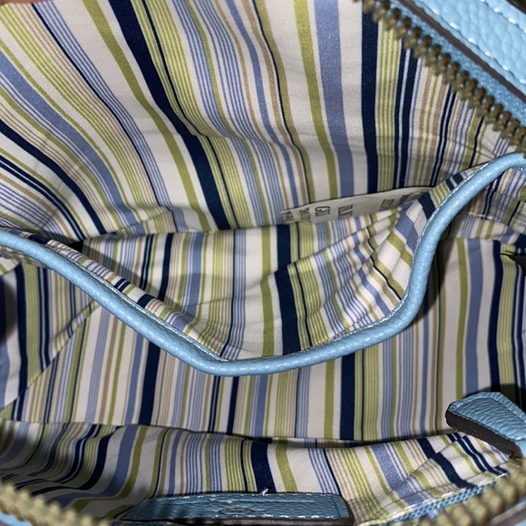 🩵NEW🩵 Nanette Lepore crossbody with bamboo turnlock - Picture 12 of 16